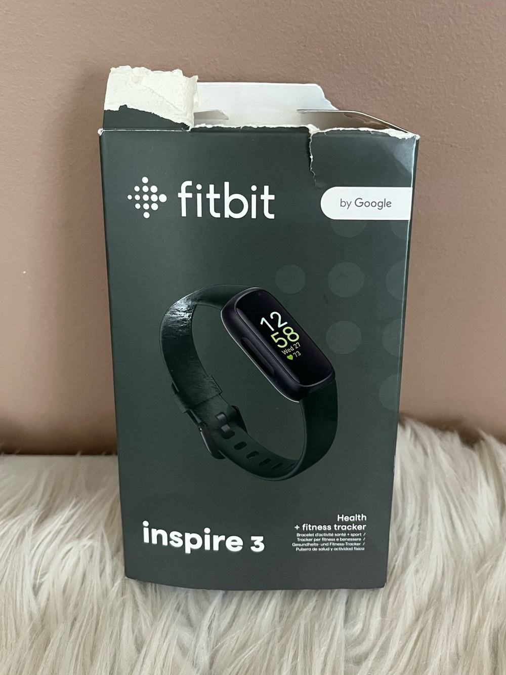 {Fitbit} Inspire 3 Health + Fitness Tracker with Black Band